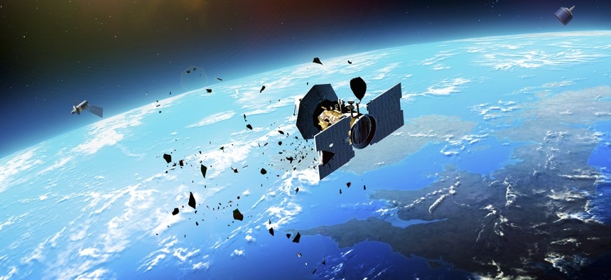 Uzay çöpleri kapsüle zarar verdi, Çinli astronotlar mahsur kaldı